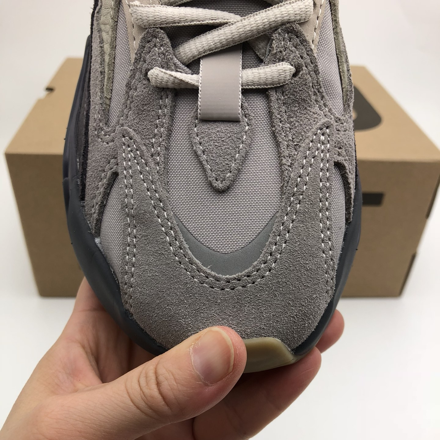 Yeezy Boost 700V2 EU36-EU47 / US3.5-US12