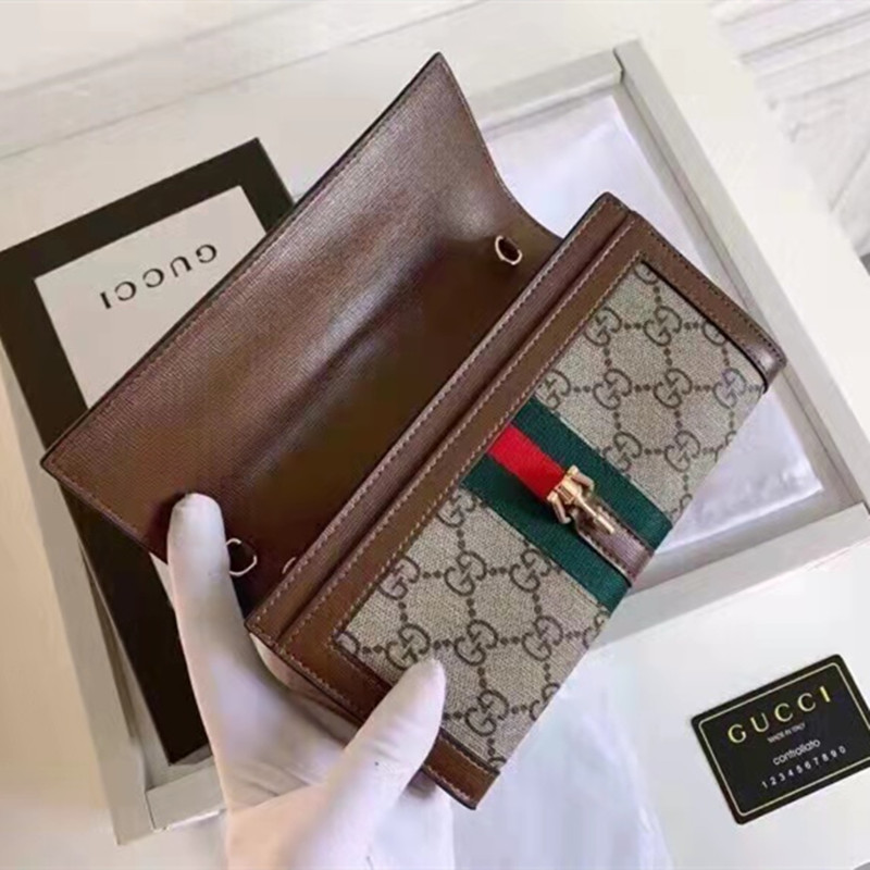 Wallet Size Cross Body Bag Size 19*10.5*3.5cm