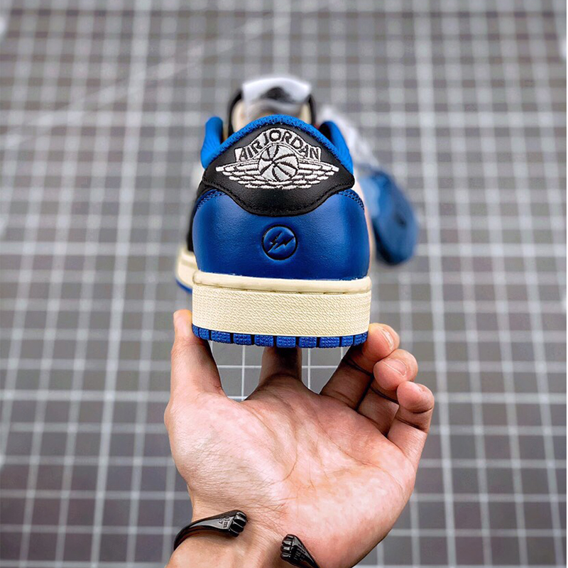 Air Force 1 Sport casual dunk low shoes Size white black：EU36-EU47