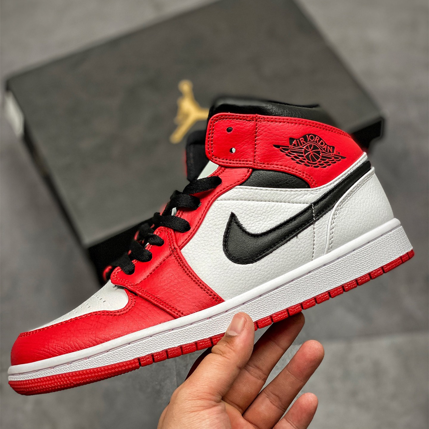 Air Jordan 1 Mid Leisure Board Shoes EU36-EU47.5/ US4-US13