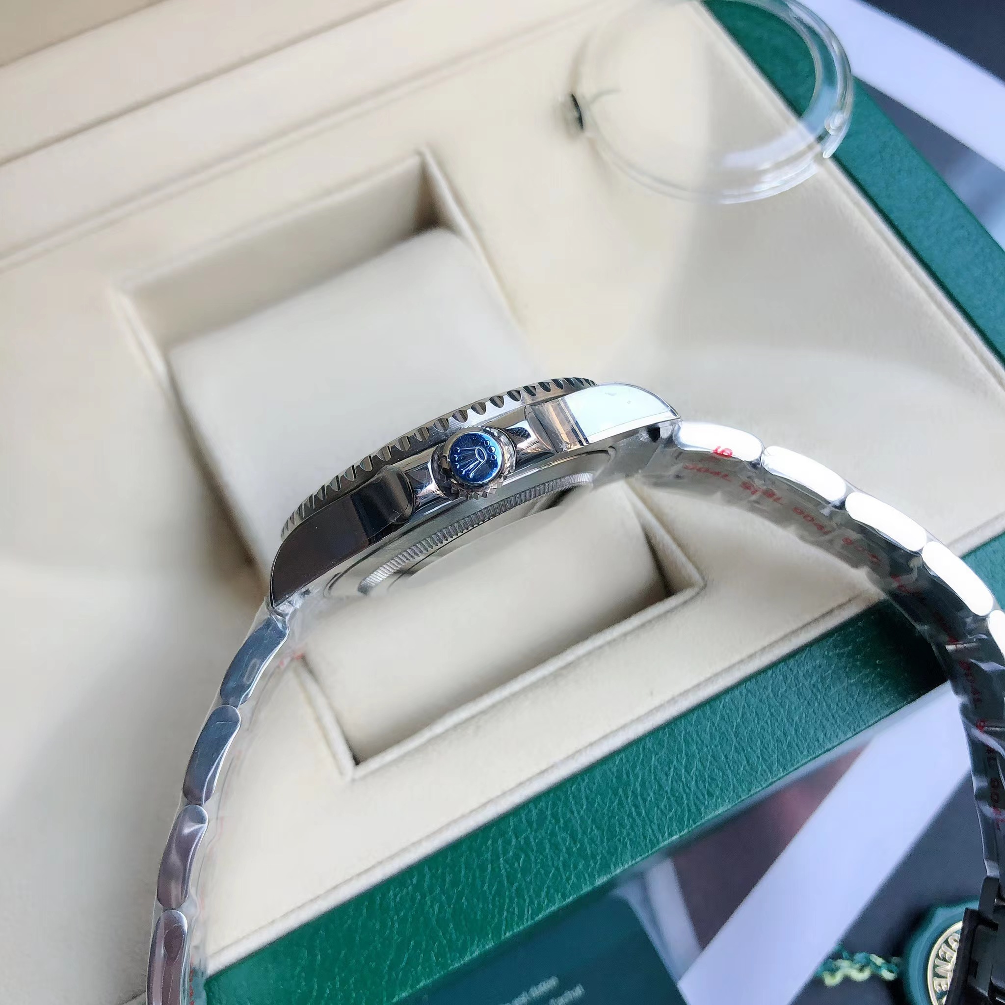 316 Stainless Steel Case With Scratch-resistant Sapphire Crystal Watch