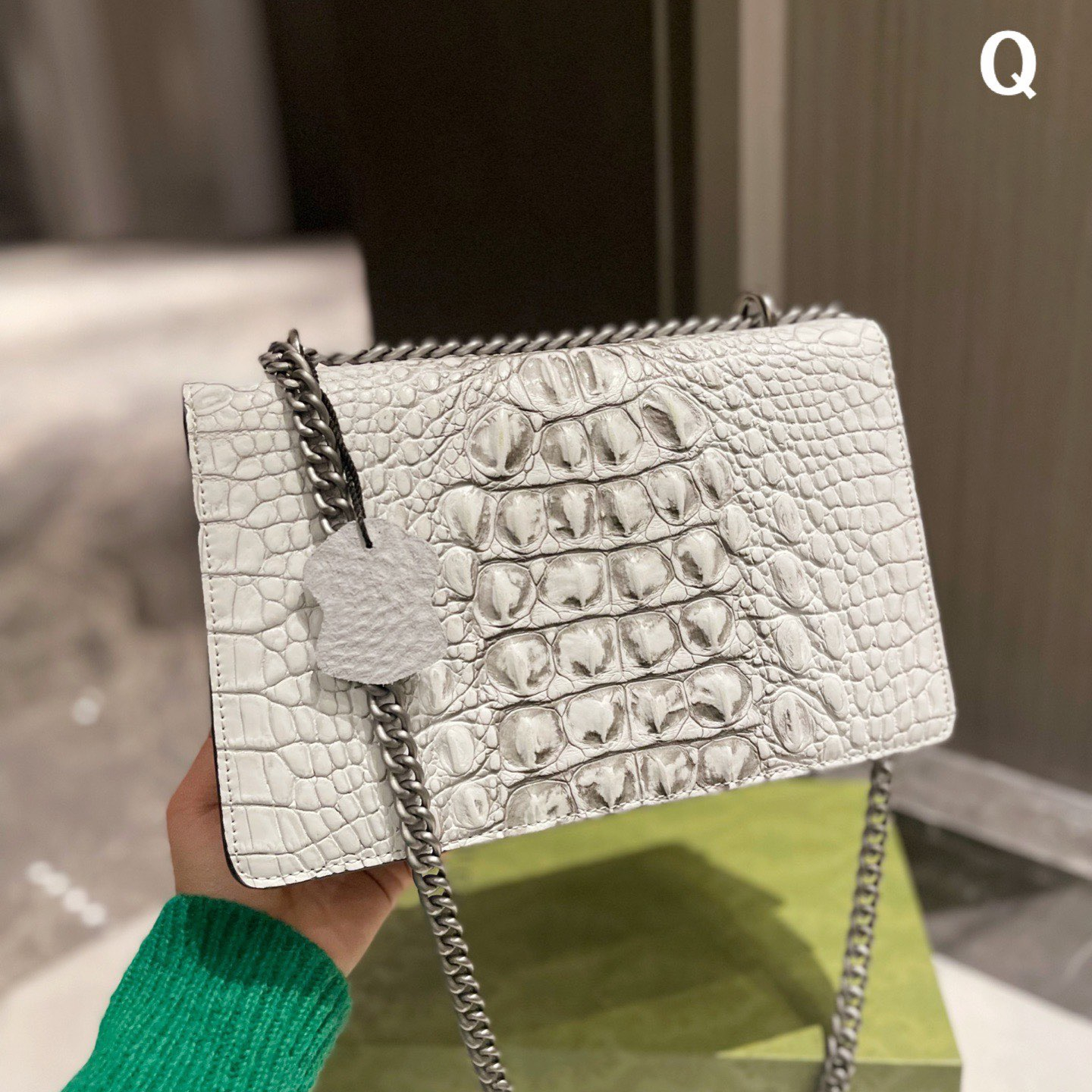 Dionysus Bags Size: 27*17cm