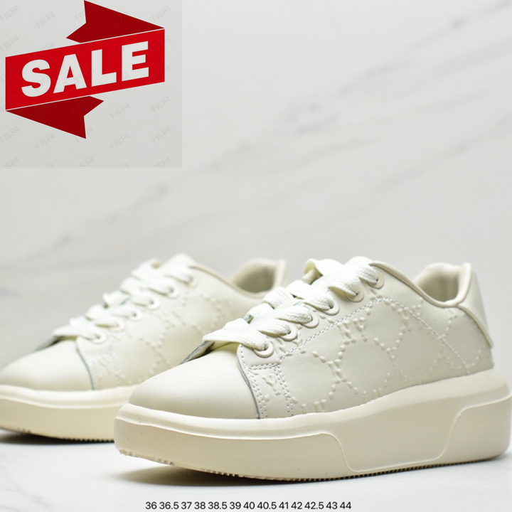 Sports casual board shoes