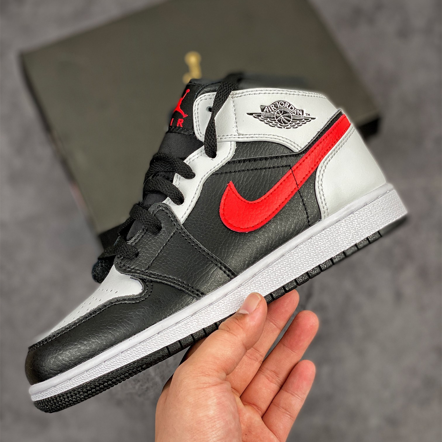 Air Jordan 1 Mid Leisure Board Shoes EU36-EU47.5/ US4-US13