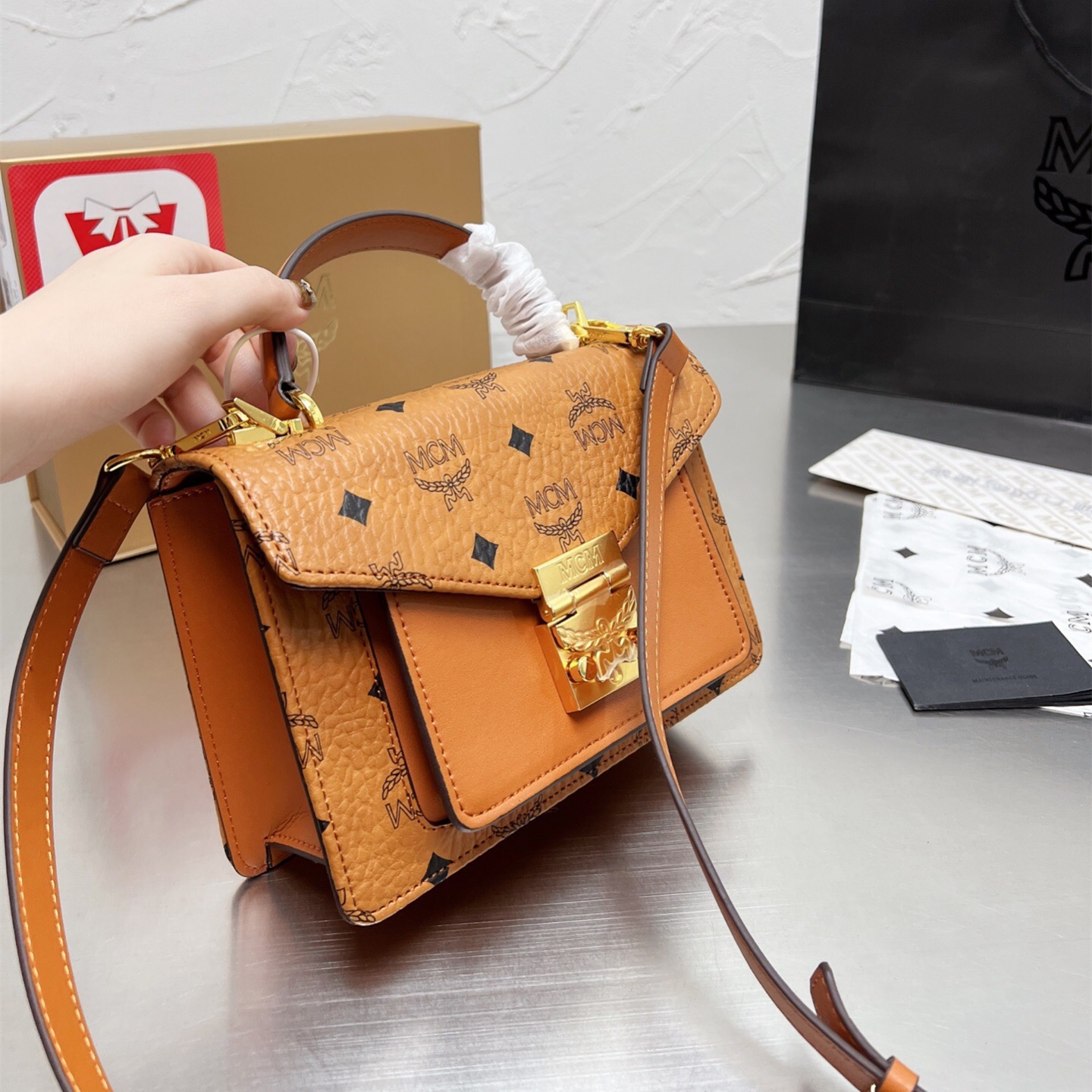 Patricia Satchel Visetos bags Size：21*15CM