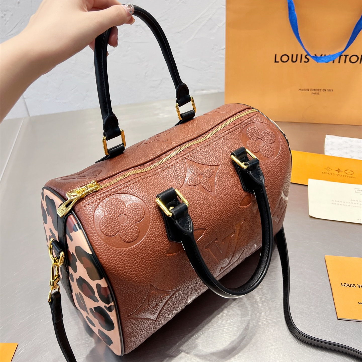 Bag  black brown  size:30*21cm