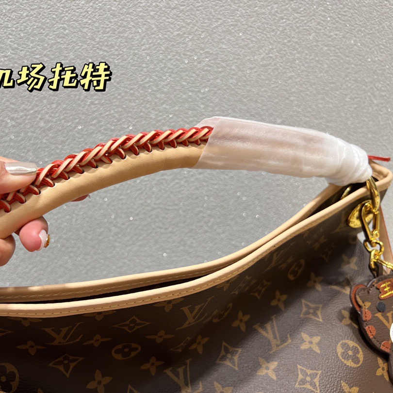 artsy Bags size:39*32cm