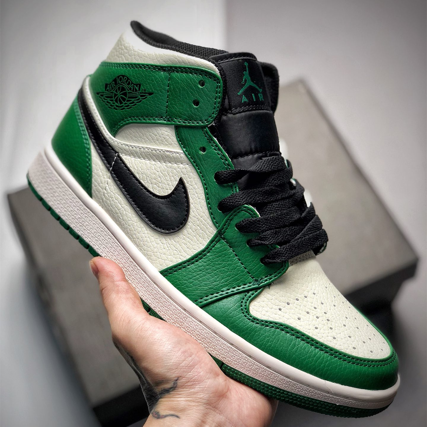 Air Jordan 1 Mid Leisure Board Shoes EU36-EU47.5/ US4-US13