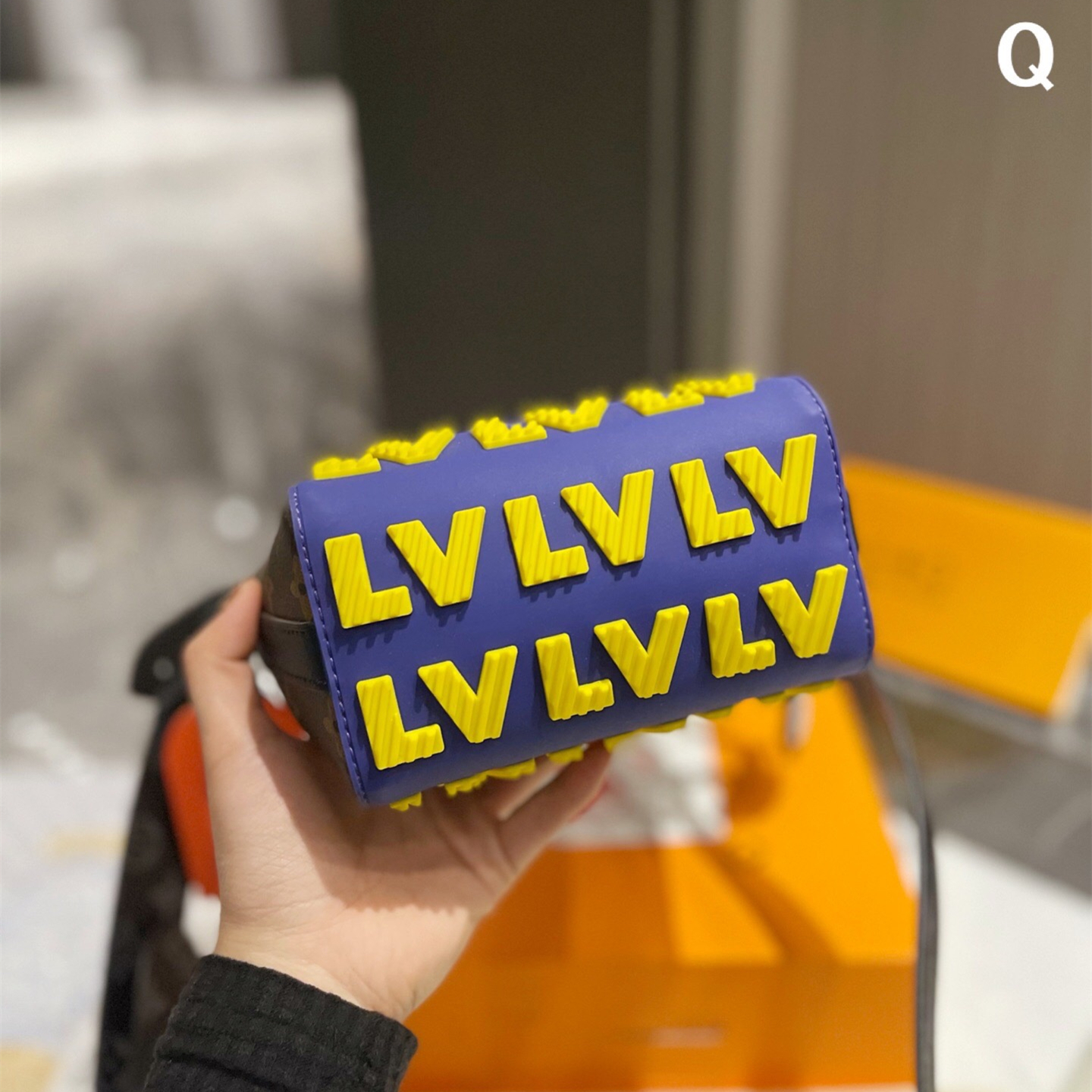 Rubber “ zoom with friends”