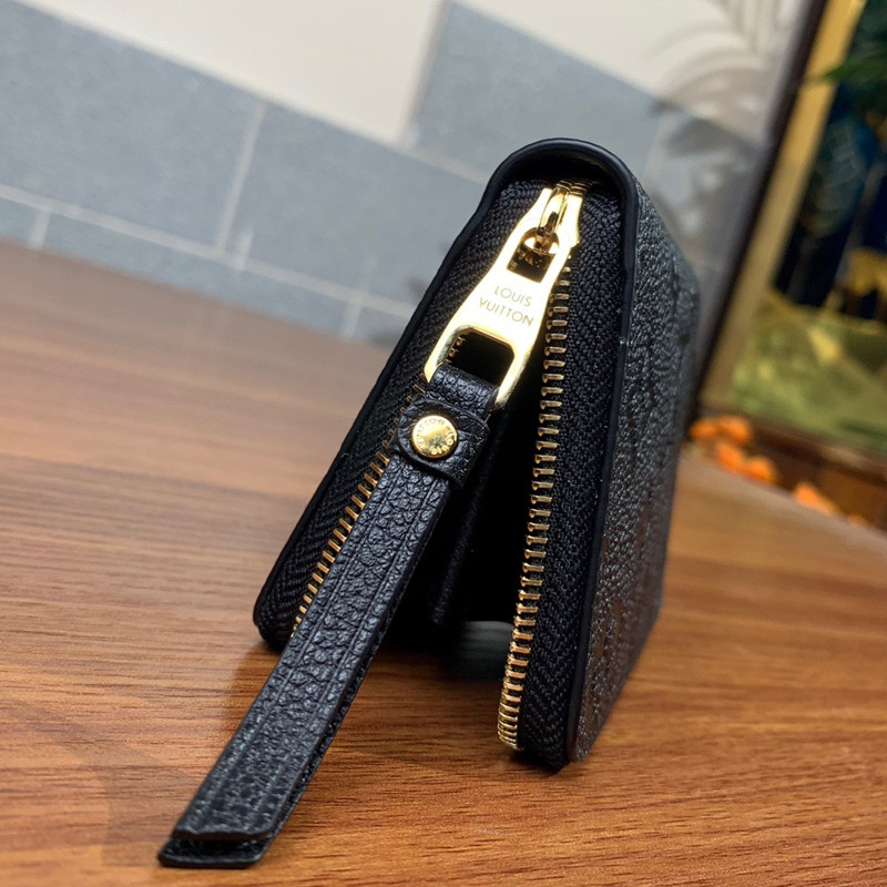 Zippy Wallet Black Size 11* 8.5*2cm