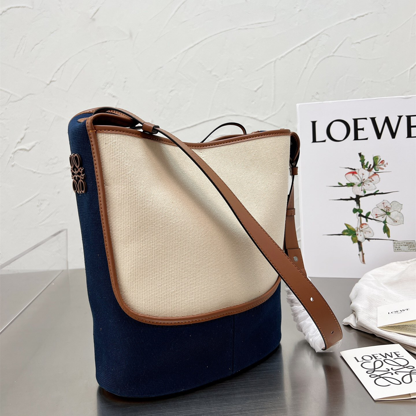 Hobo Anagram Bag Size:30*27CM