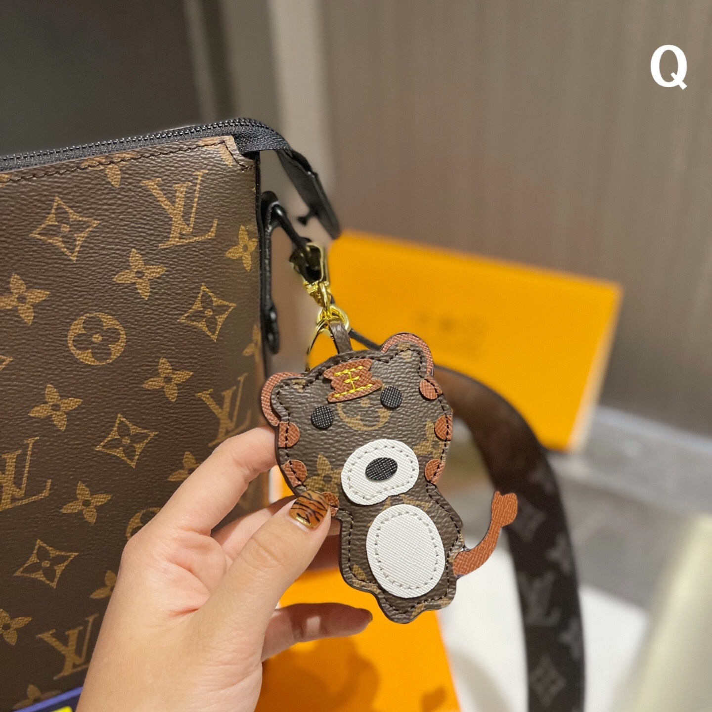 Rubber “ zoom with friends”