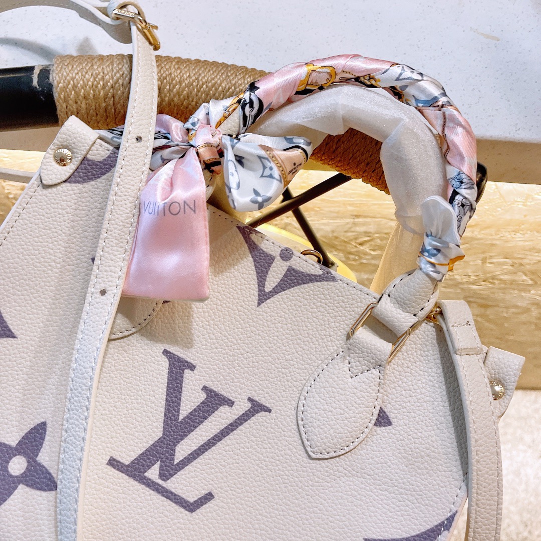 2021 Onthego bag Size:30cm