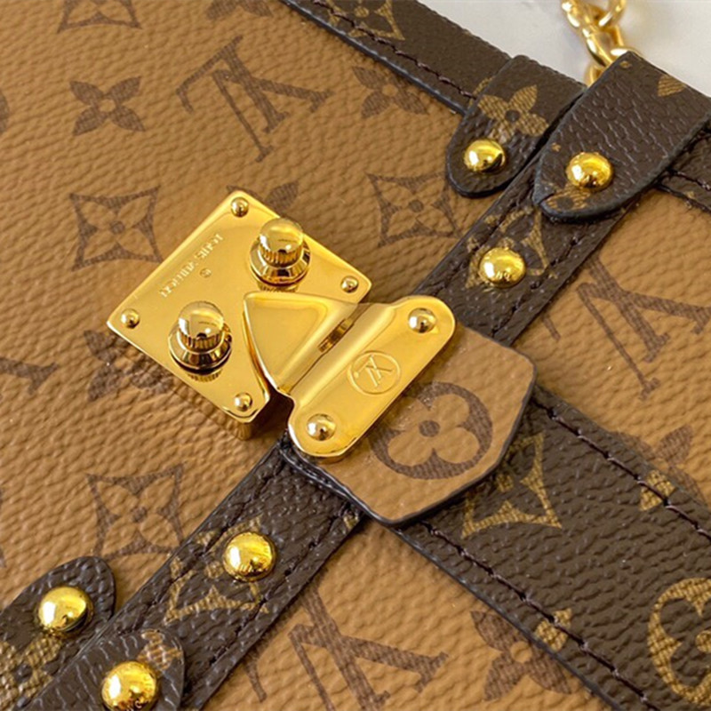 Mobile Phone Bag Trunk Vertical Chain Bag Size11*17.5*3.5cm