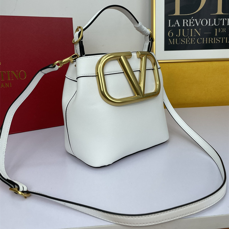 Garavani Supervee Women's Clutch Bag Crossbody Bags Size 20*19*12 cm