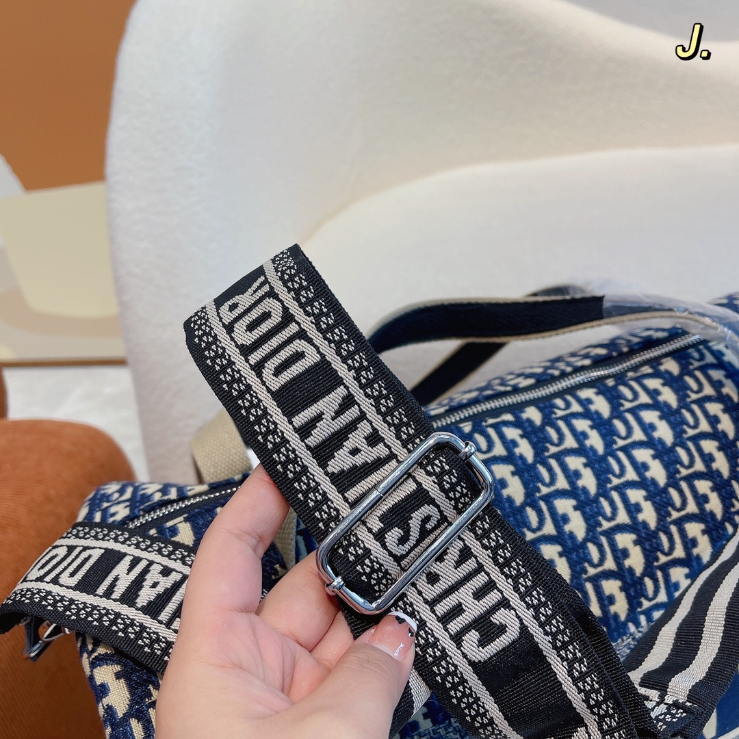 travel Motion bag size:46*21*21cm