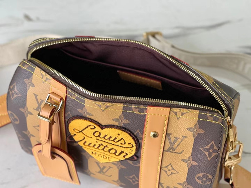 Cartridge City Keepall Bag Size 27*17*13 cm