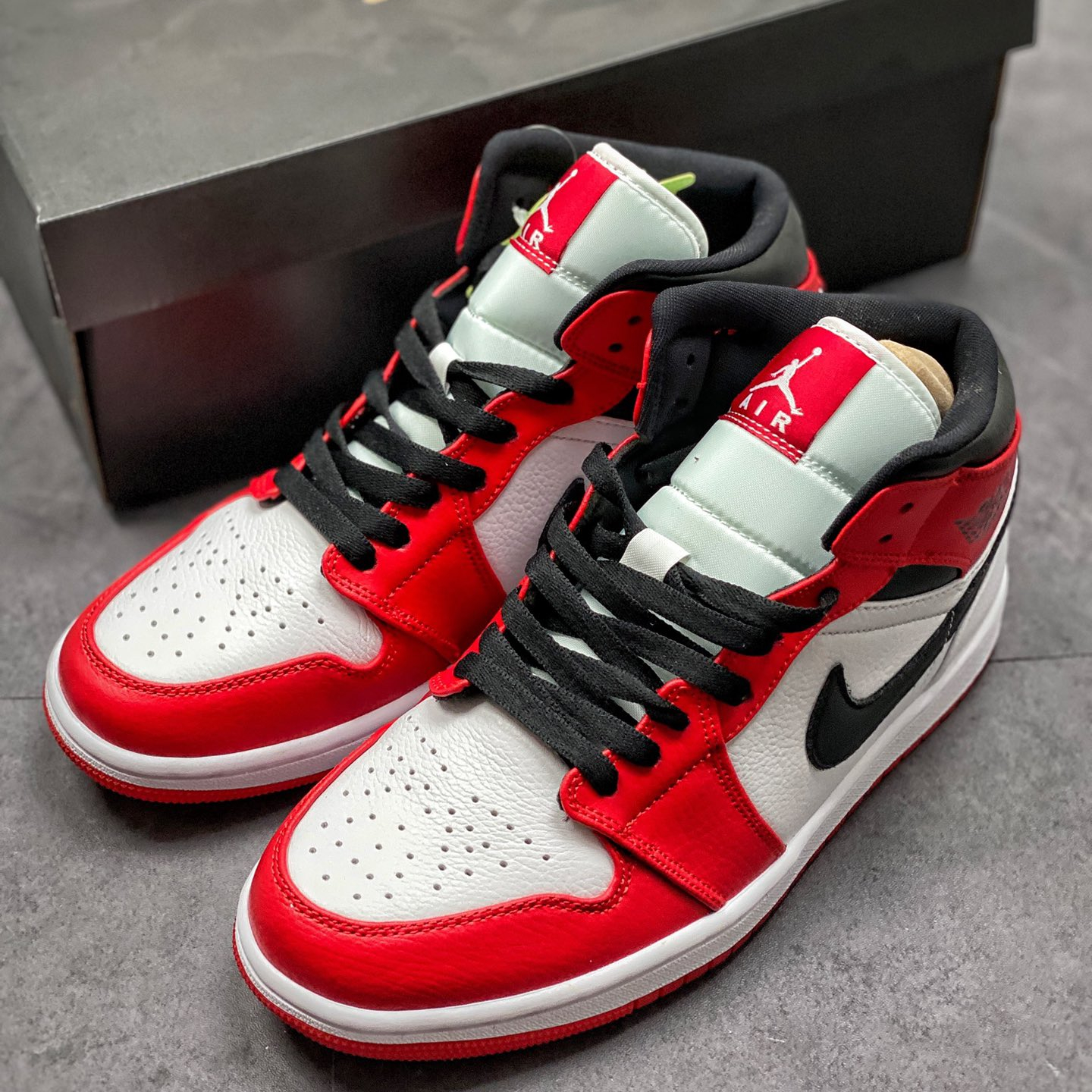 Air Jordan 1 Mid Leisure Board Shoes EU36-EU47.5/ US4-US13