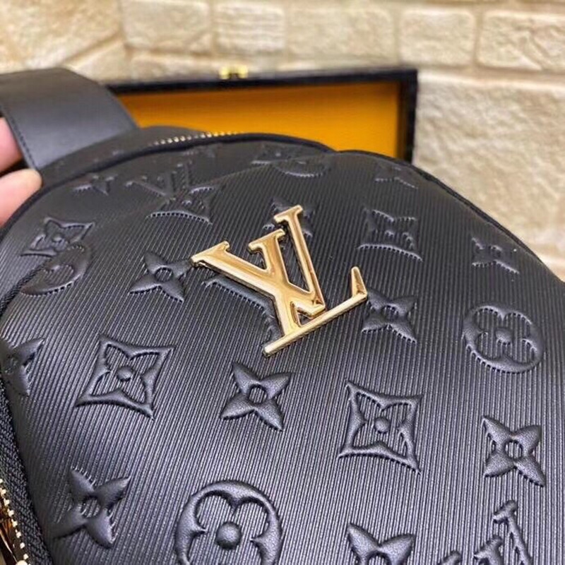 Men's Chest bag Size 32*18*8 cm