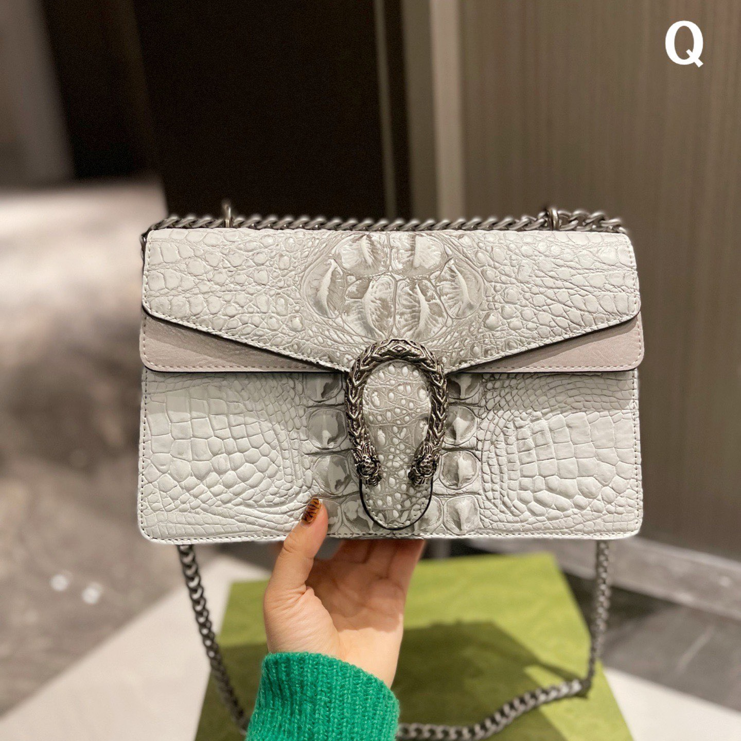 Dionysus Bags Size: 27*17cm