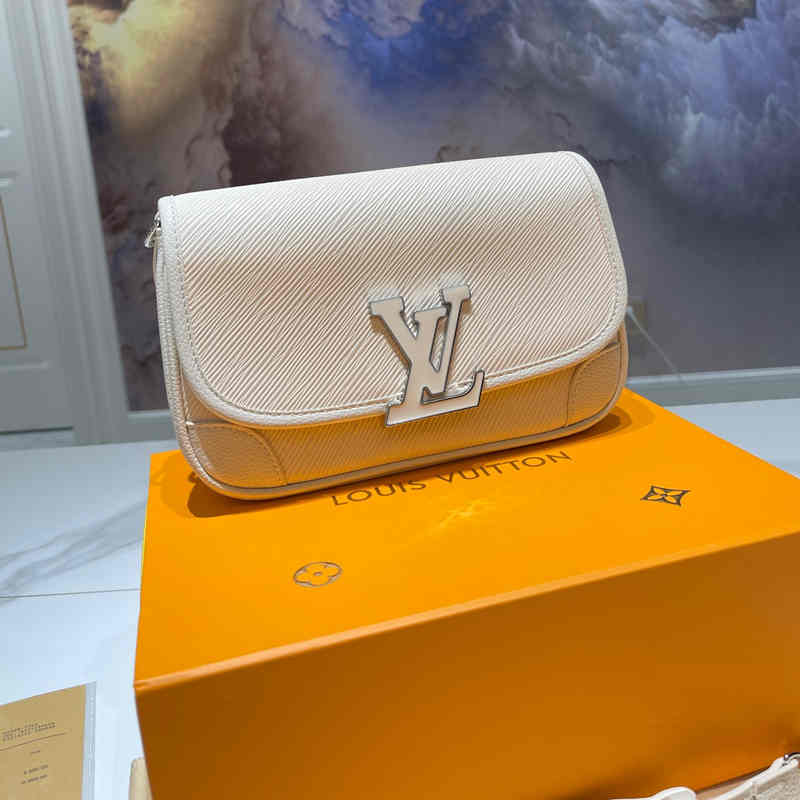 Buci Handbag Beige Women's Crossbody Shoulder Bag Size 24.5*15.5*9 cm