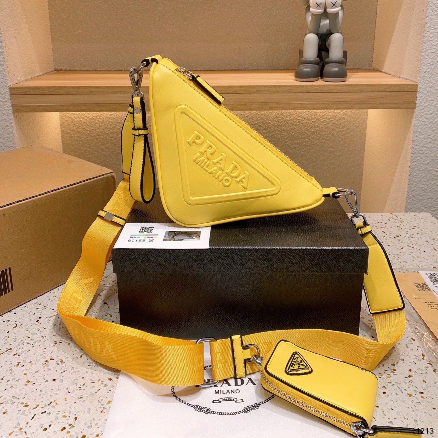 Triangle Bag 4 Colors Size:26 *14CM