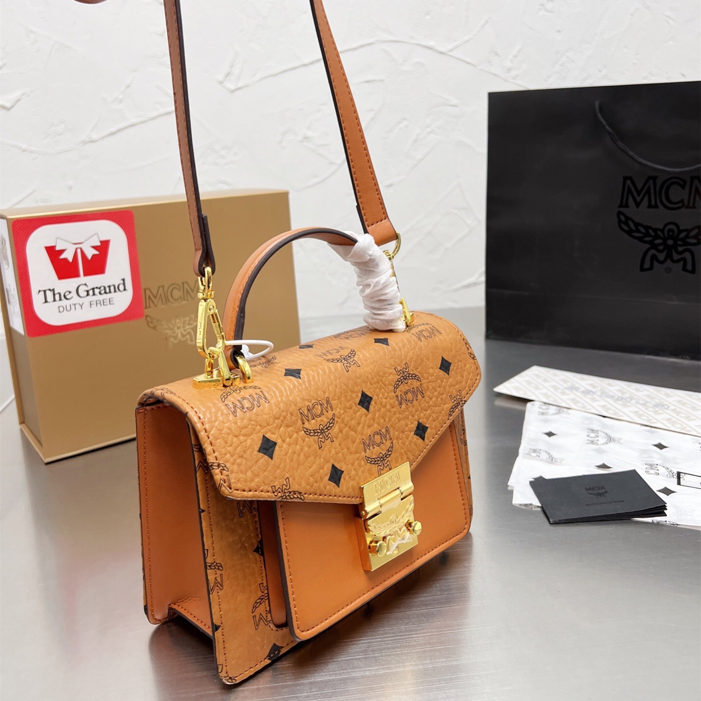 Patricia Satchel Visetos bags Size:21*15CM