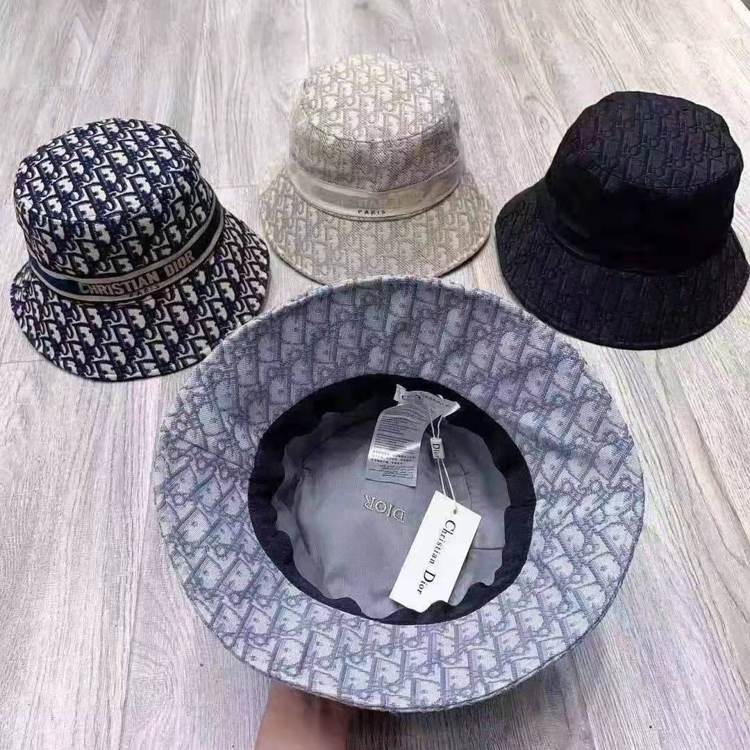Hat & Cap