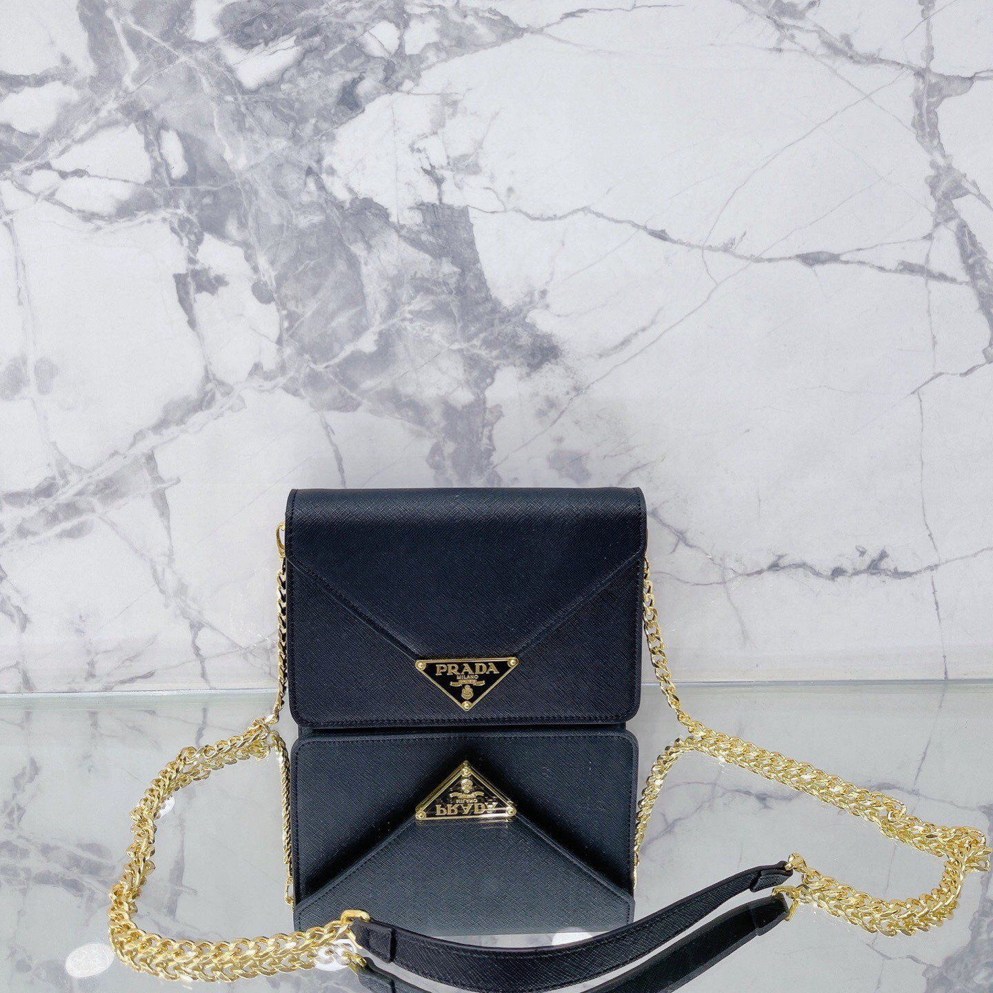 Saffiano Bag Size:22 *15cm