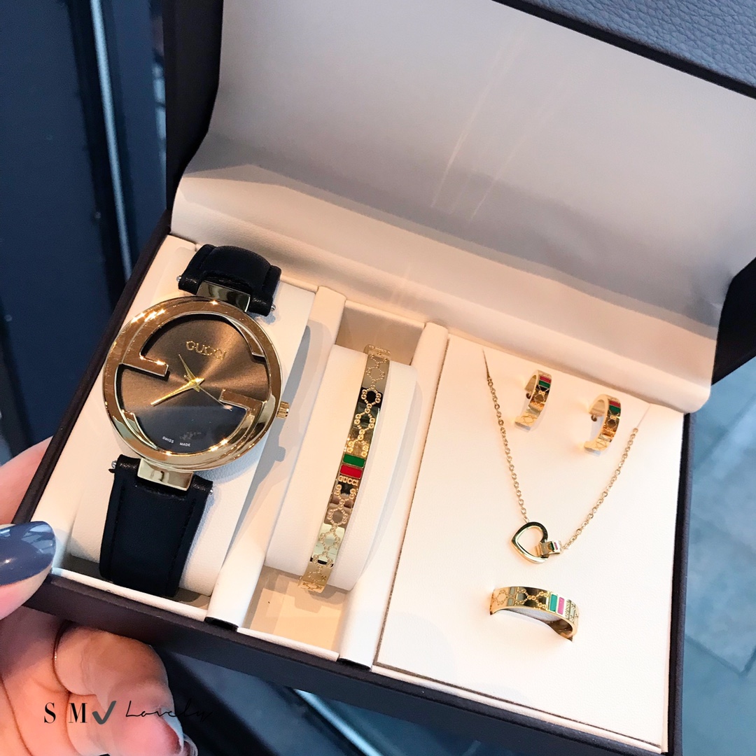 Classic Double G Women's 5-Piece Set Preferred Gift