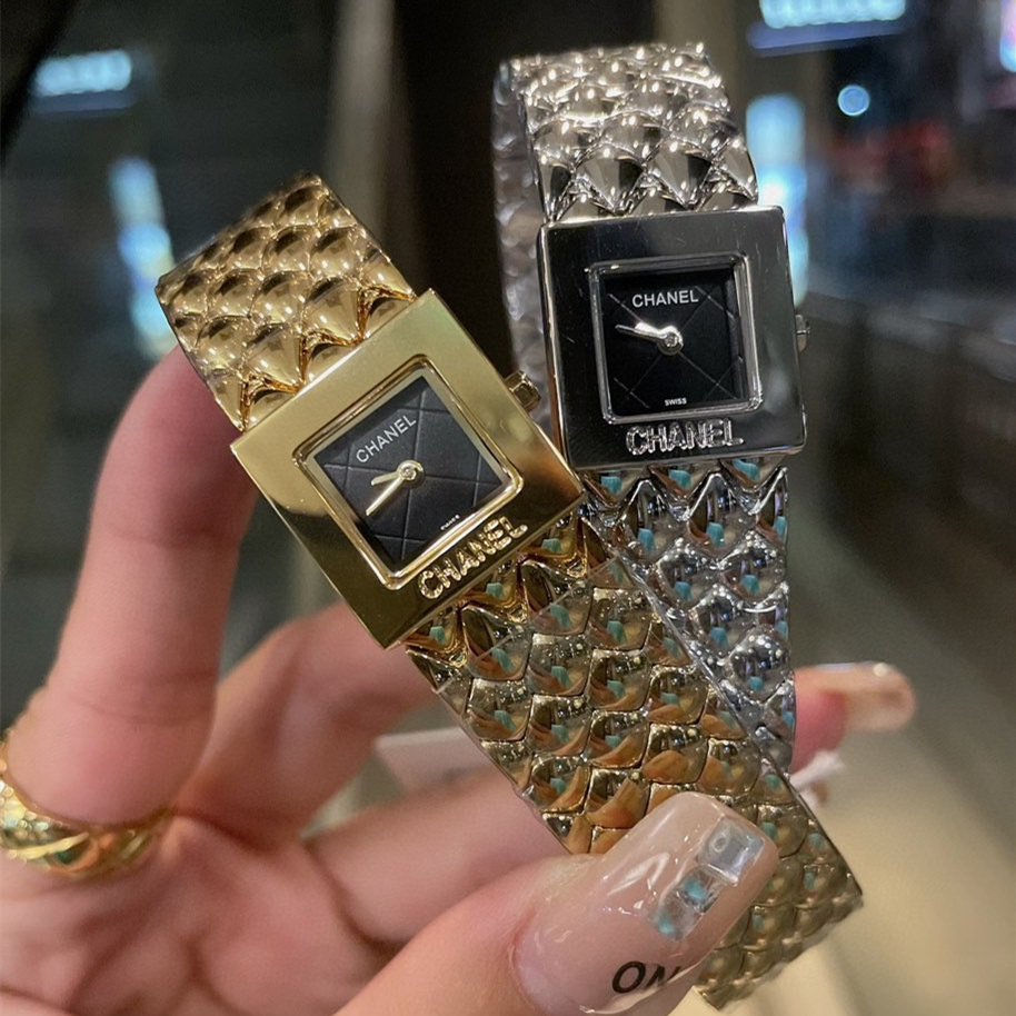 Square-shaped Watch