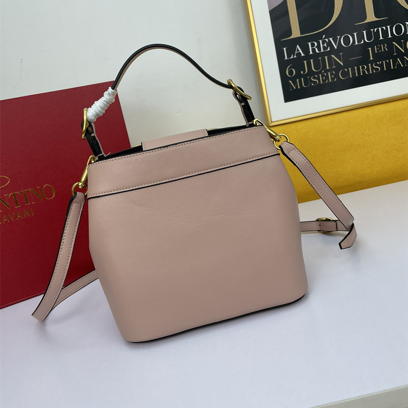 Garavani Supervee Women's Clutch Bag Crossbody Bags Size 20*19*12 cm