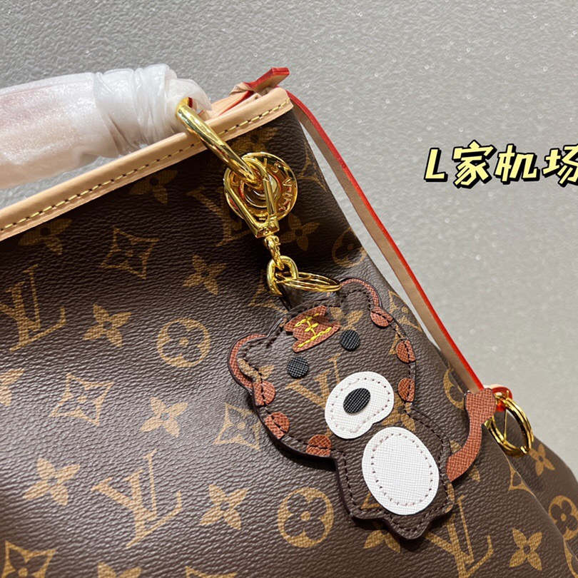 artsy Bags size:39*32cm