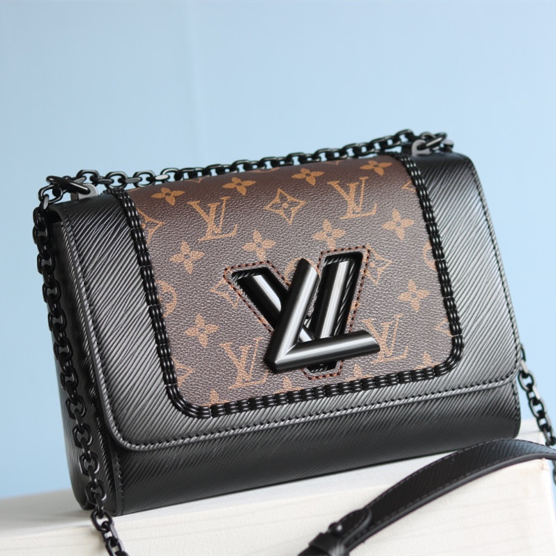 Twist Medium Handbag Black Size 23*18*8cm