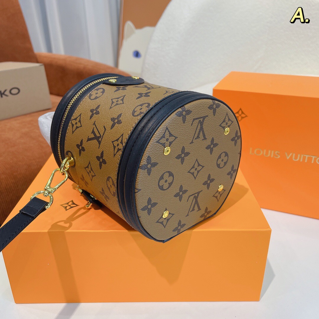 2022 New Bags size:15*14*18cm