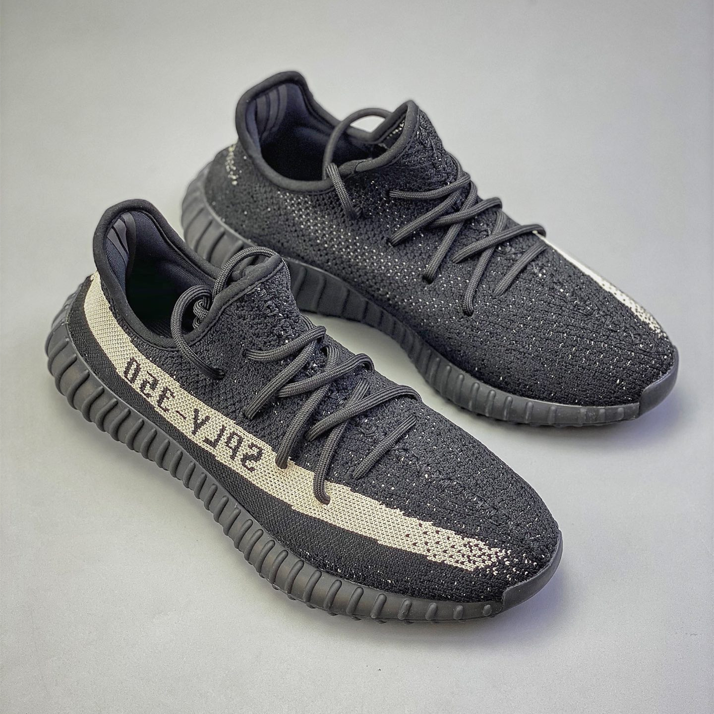 Yeezy Boost 350v2 EU36-EU48 /US4- US13