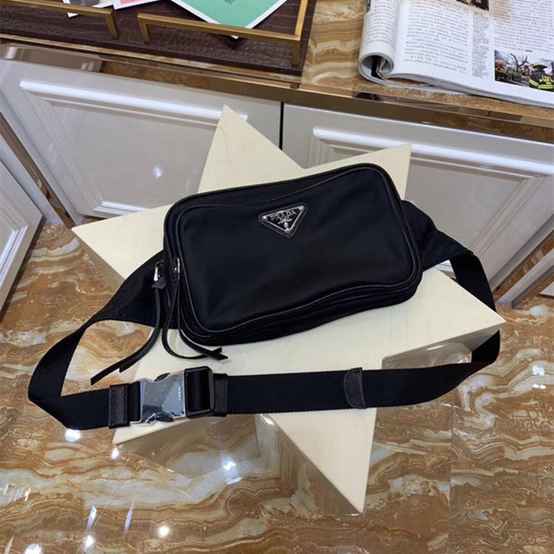 Men's Fanny Pack For Men And Women Bag Size 21*13*5 cm