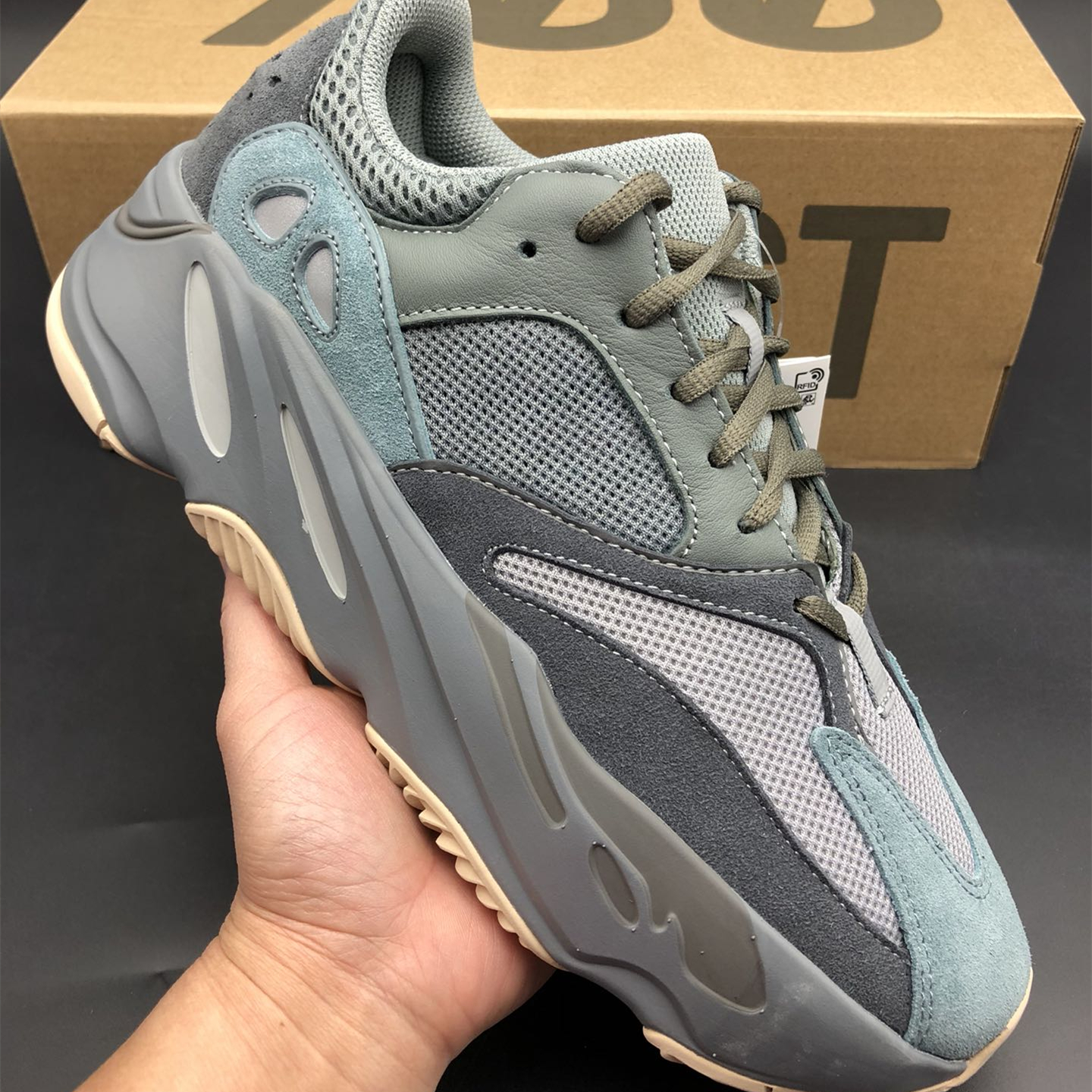 Yeezy Boost 700V1 Reflective Running Shoes 3M EU36-EU47 / US3.5-US12