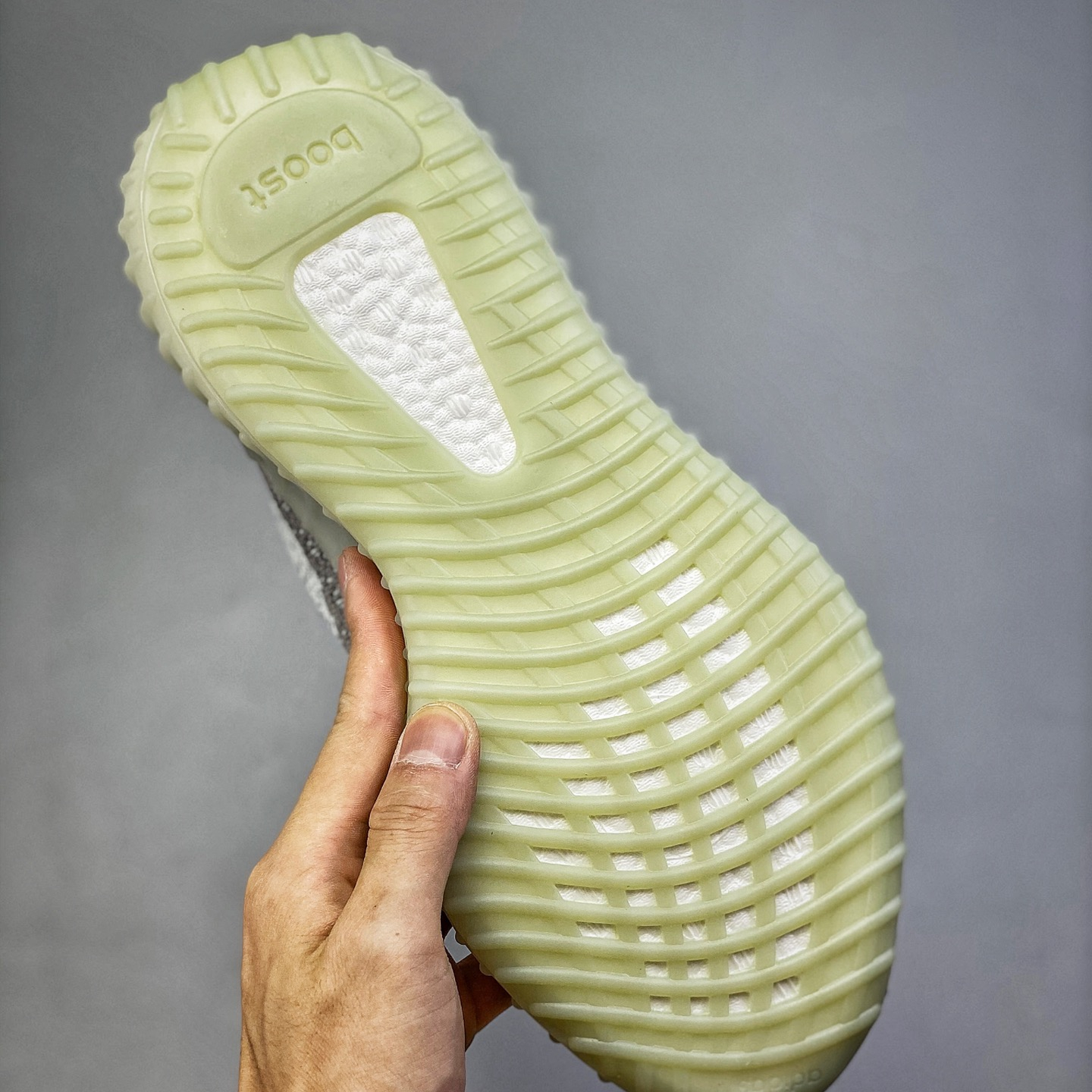 Yeezy Boost 350v2 EU36-EU48 /US4- US13