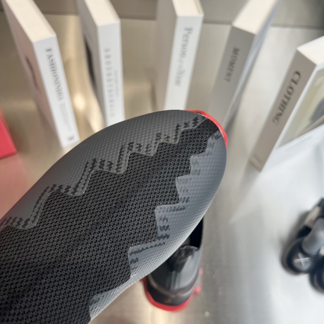 Reservation Shark Sole Socks women men shoes