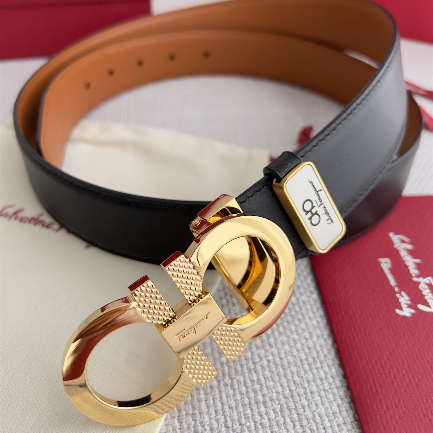 Belt  double-sided wear,2 Colors, Width:3.5cm