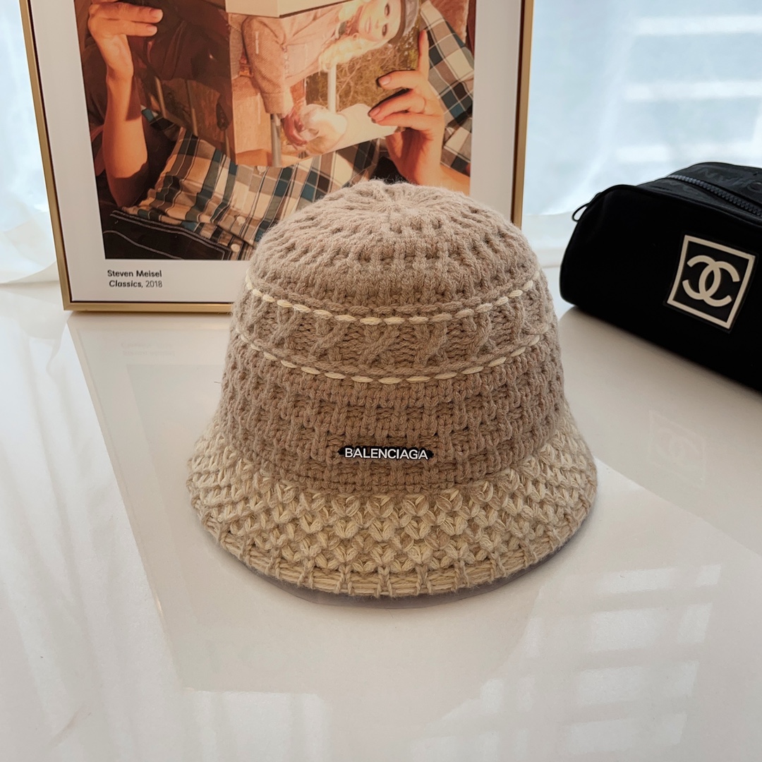 autumn and winter new knitted bucket hat Vintage Contrast Woven Bucket Hat