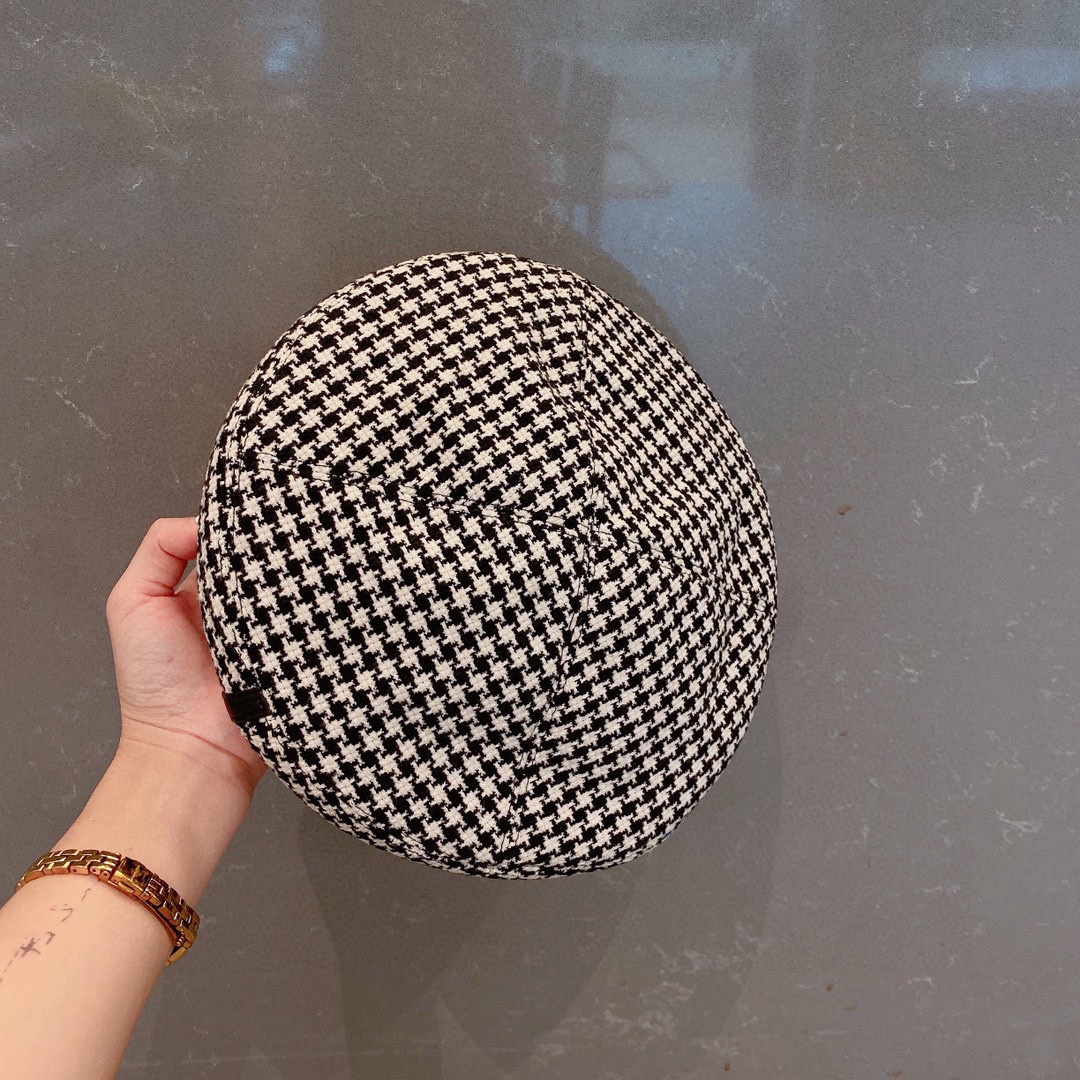 women  Autumn  Winter hat ,Houndstooth beret cap