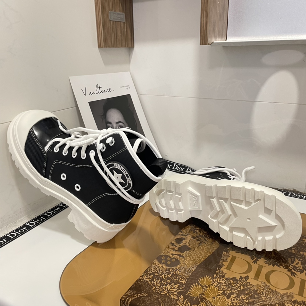 women  Martin boots  2022 new fashion shoes