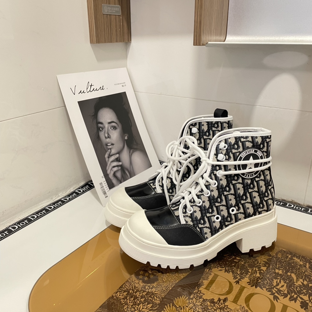 women  Martin boots  2022 new fashion shoes