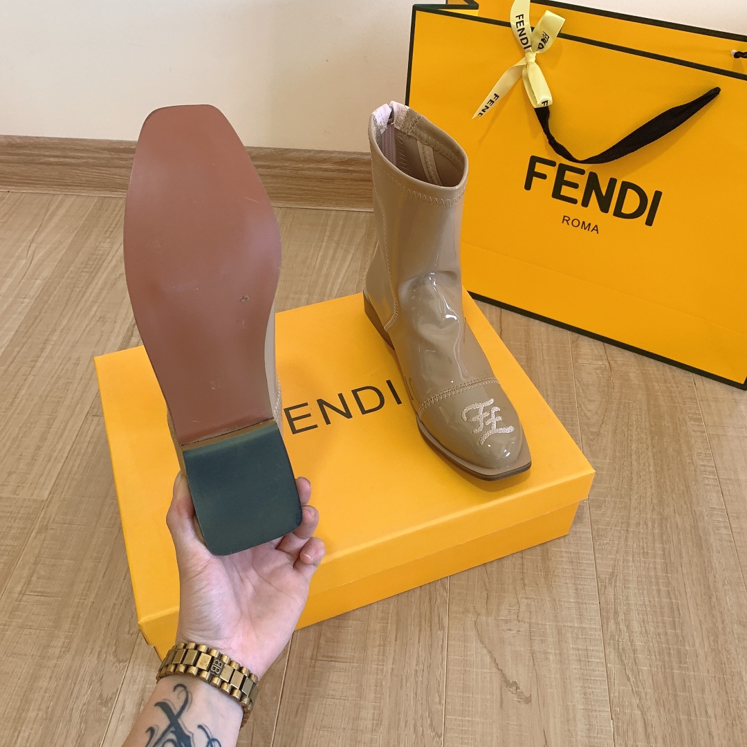 2022 new women short boots  women shoes size:EU34-EU40