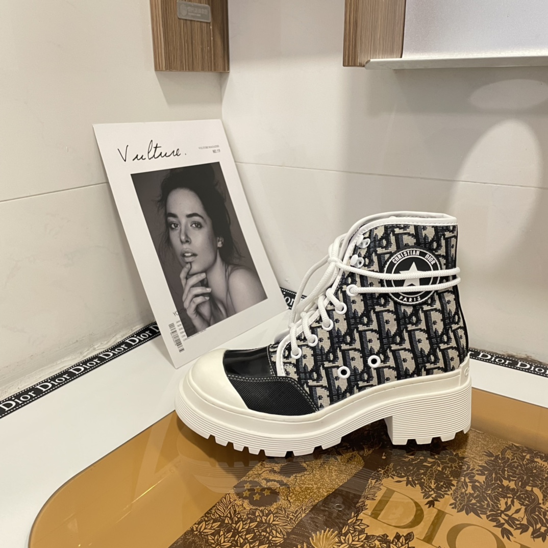 women  Martin boots  2022 new fashion shoes