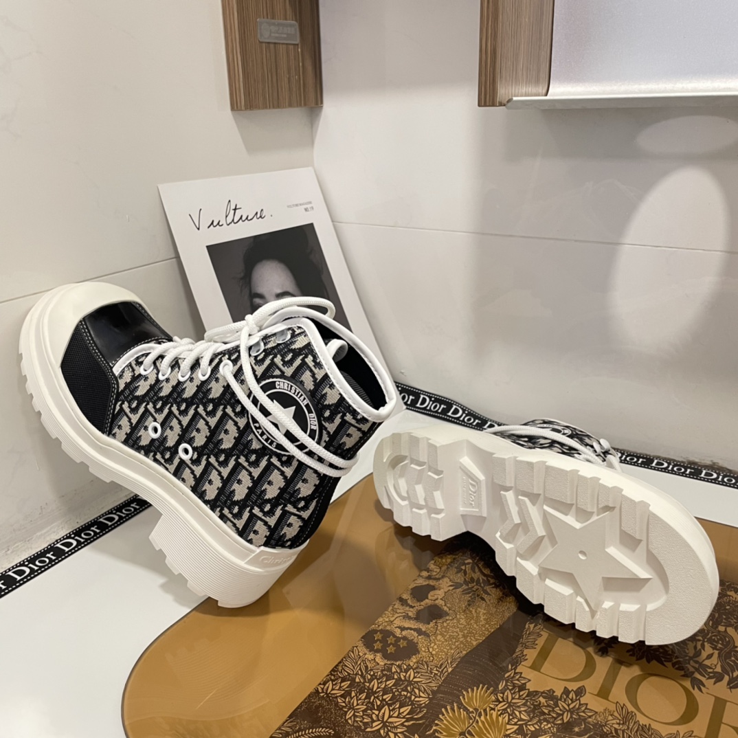 women  Martin boots  2022 new fashion shoes