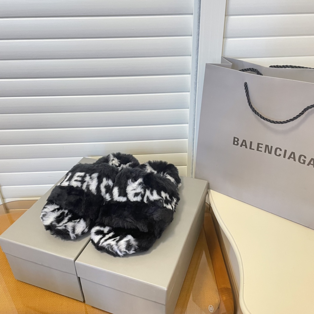 Plush slippers  women shoes size:EU35-EU41