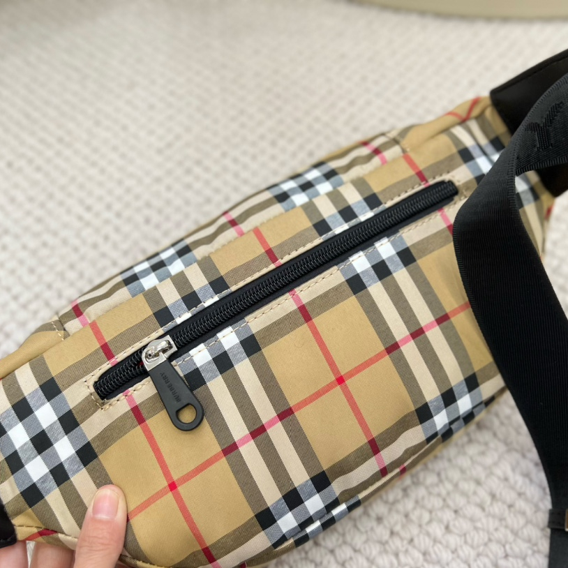 Men's bag Chest Bag Fanny Pack  Size 30*14cm